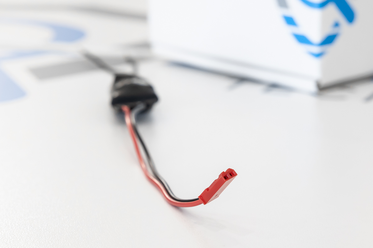 Trasformatore per Mini Videocamere e Cimici Spia da 12V a 3,7V per Auto - immagine 3