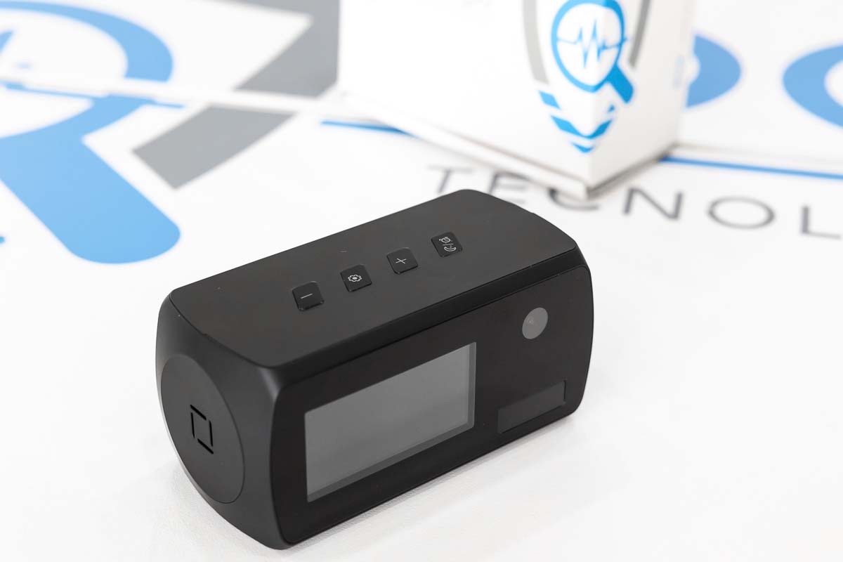Orologio sveglia digitale con microtelecamera wifi full HD con visione notturna CAM.W.23