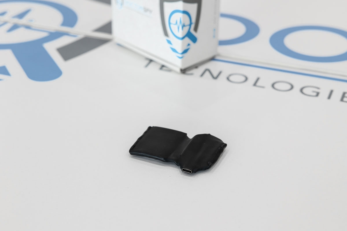 Localizzatore GPS ultra sottile 2G LOC.12