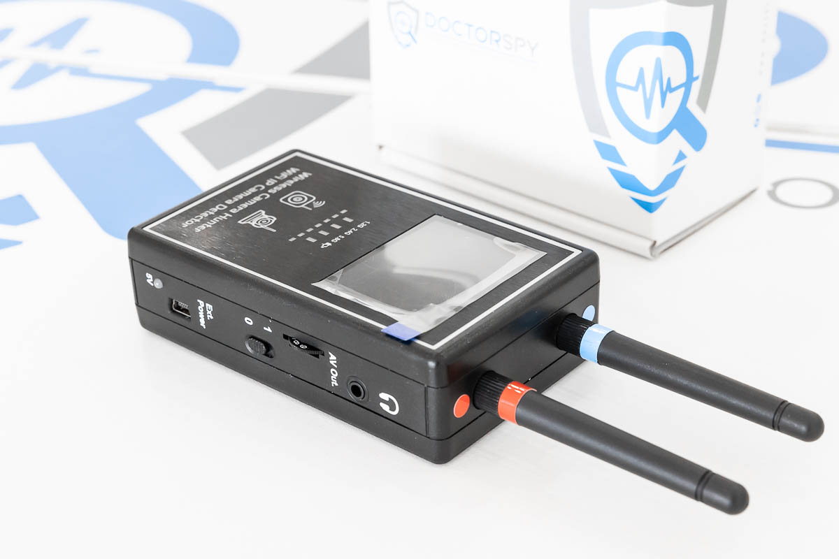 Rilevatore di telecamere wifi IP professionale con monitor LCD RIL.12