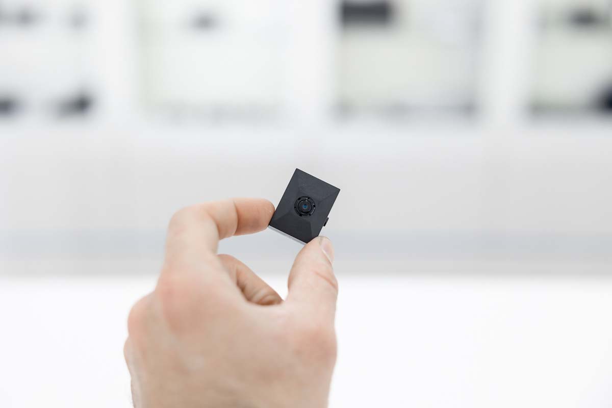 Microcamera spia con DVR audio e video con ottica a bottone CAM.49