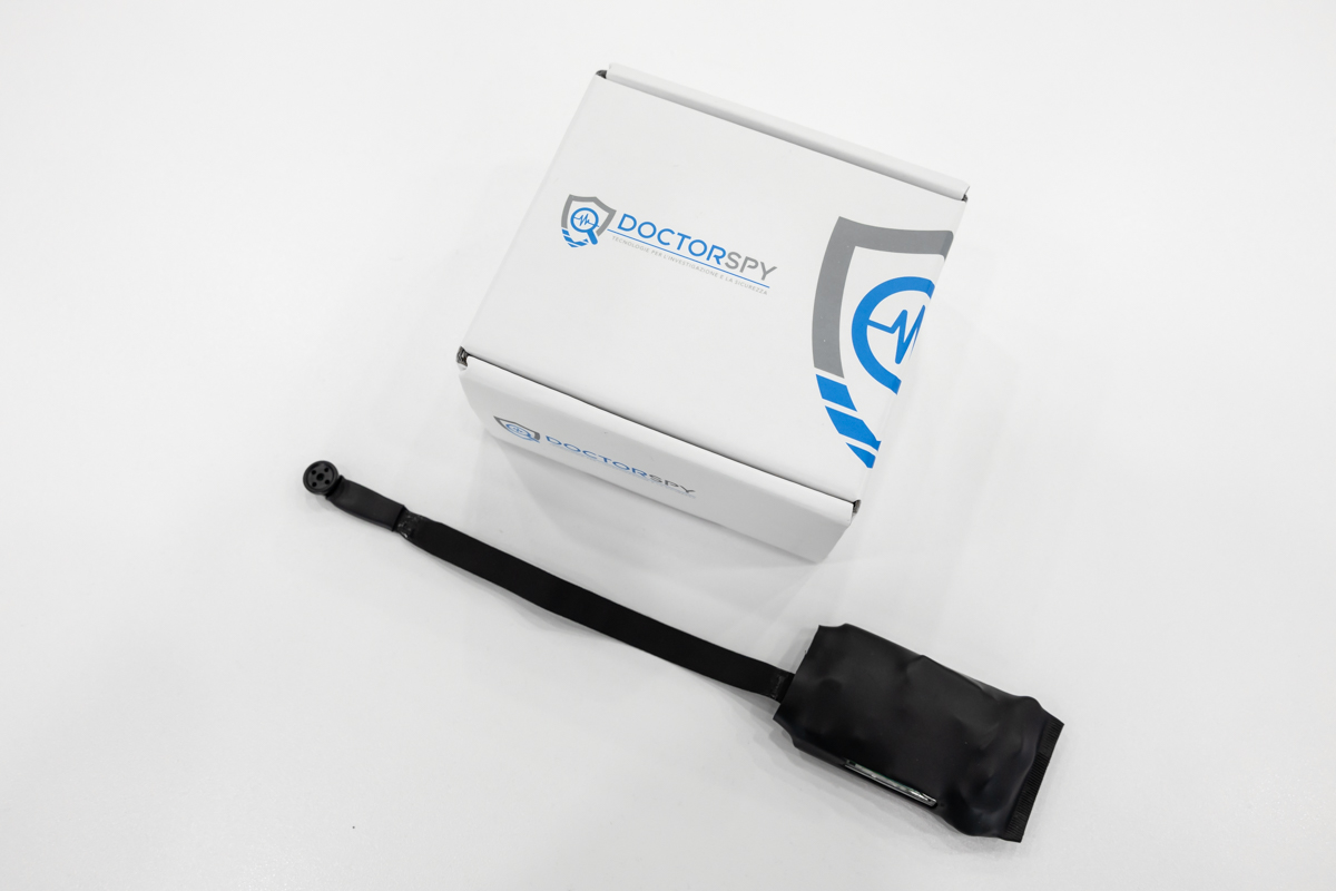 Mini telecamera wifi a bottone per lettura testi in alta definizione CAM.W.30