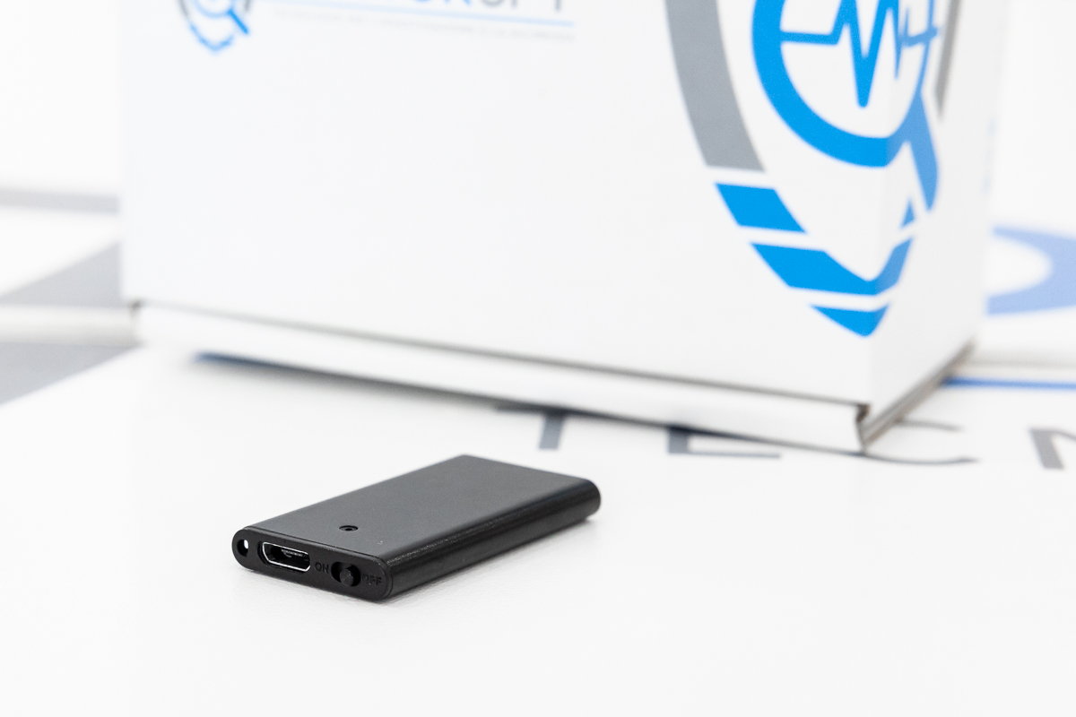 Mini registratore ambientale spia ultra slim 16 GB di memoria, attivazione vocale (VOX) e lunga autonomia REC.V.21