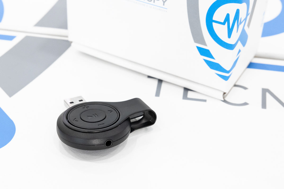 Mini registratore vocale spia MP3 con funzione VOX e 8 GB di memoria integrata REC.V.17