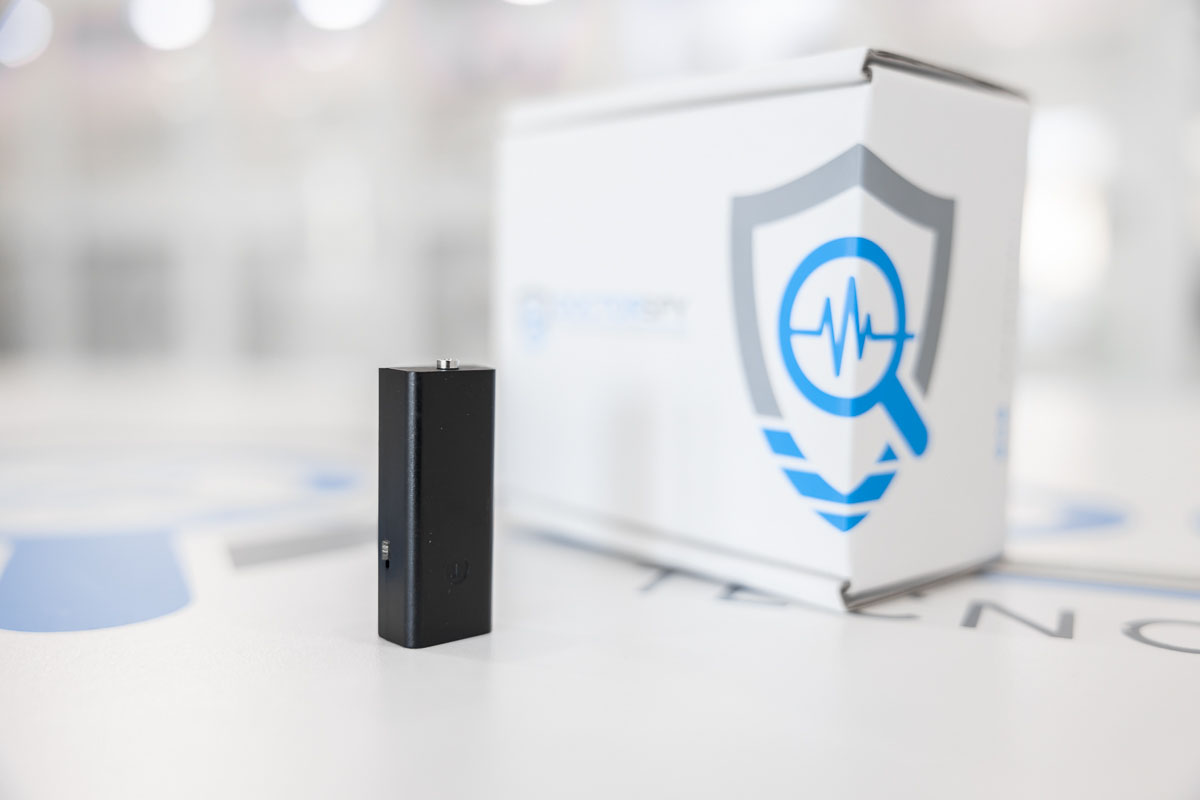 Microregistratore digitale mono stereo con attivazione vocale REC.V.04