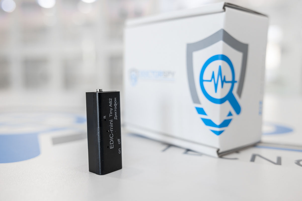 Mini registratore con attivazione vocale alta qualità 25 ore REC.V.04