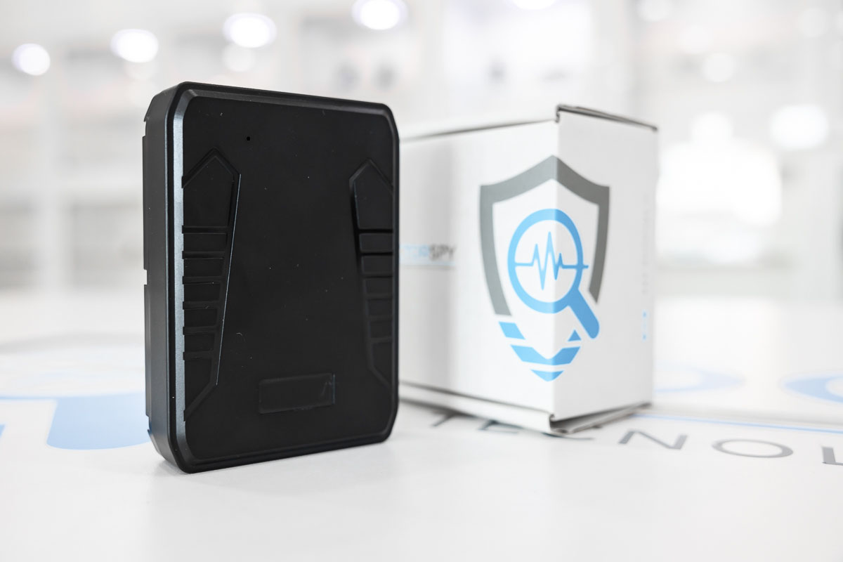 Localizzatore GPS per auto calamitato LOC.18