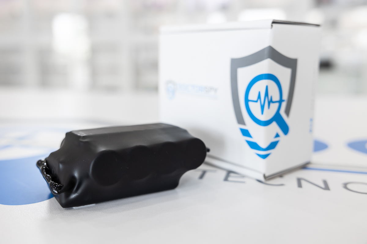 Localizzatore GPS magnetico con SIM 4G tracciamento in tempo reale LOC.19