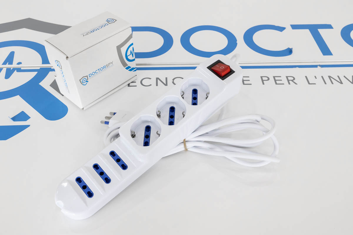 Microspia audio GSM professionale con attivazione vocale in ciabatta elettrica MIC.G.07