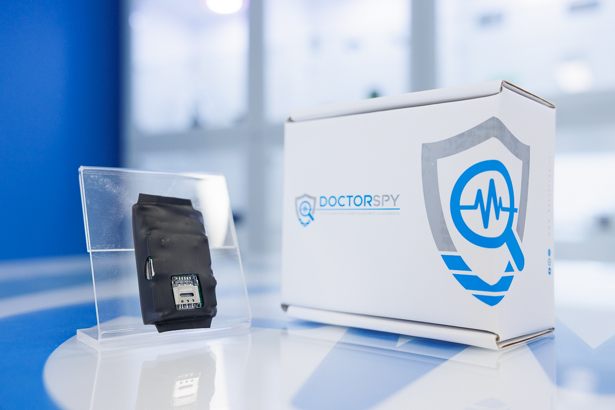 Microspia GSM con 3 metri di portata, autonomia di 17 giorni in stand-by e 8 ore in ascolto MIC.G.02