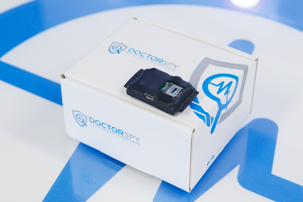 Microspia GSM con durata 3 ore in trasmissione 3 giorni in stand-by MIC.G.05