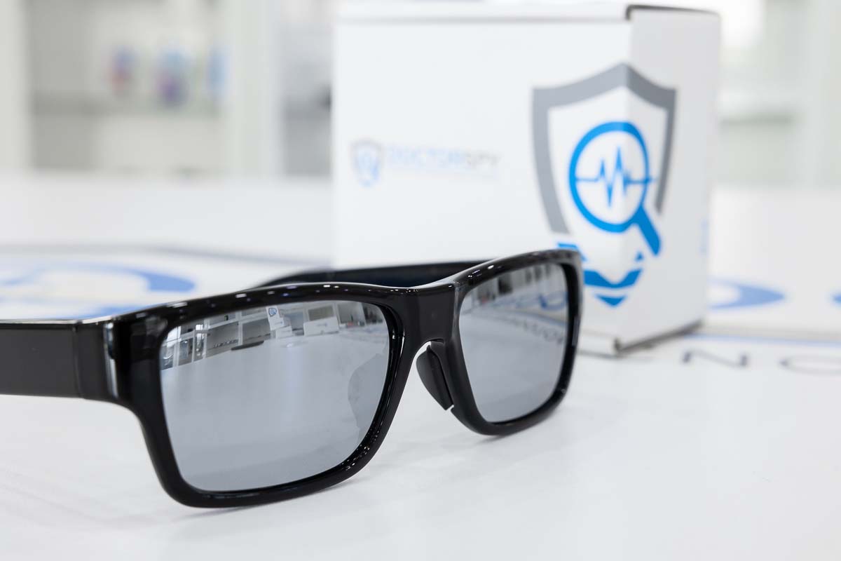 Occhiali da sole spia con telecamera full HD DVR con telecomando CAM.76