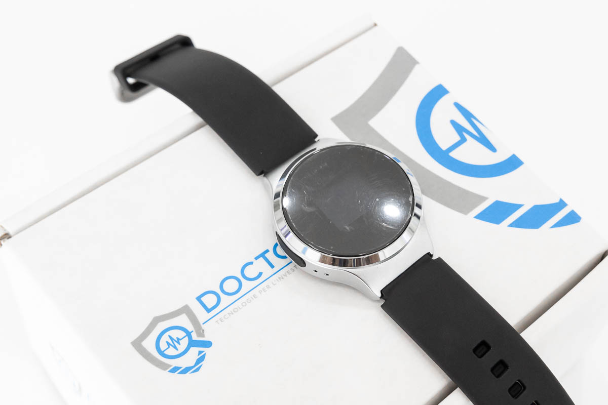 Microregistratore ad attivazione vocale 16 GB in orologio digitale REC.V.33