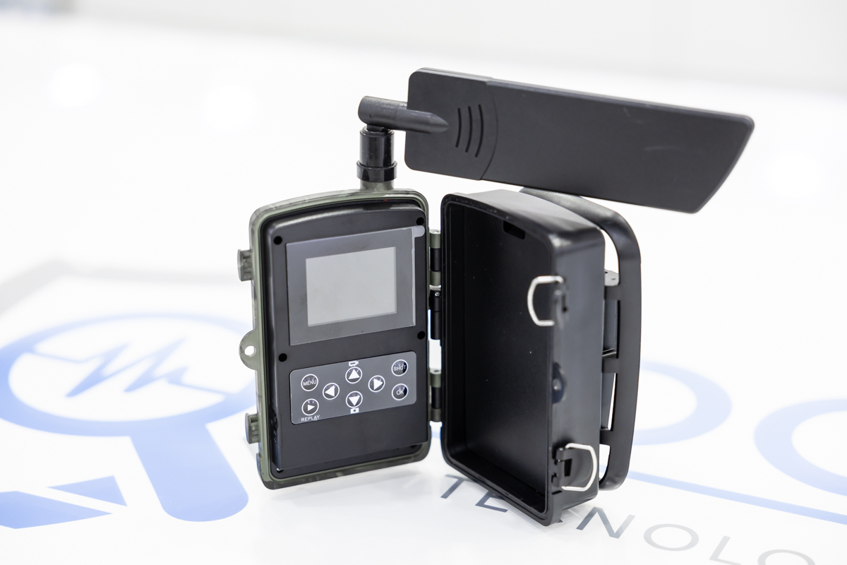 Fototrappola con SIM wifi 4G con infrarossi e app per live streaming CAM.TRA.05