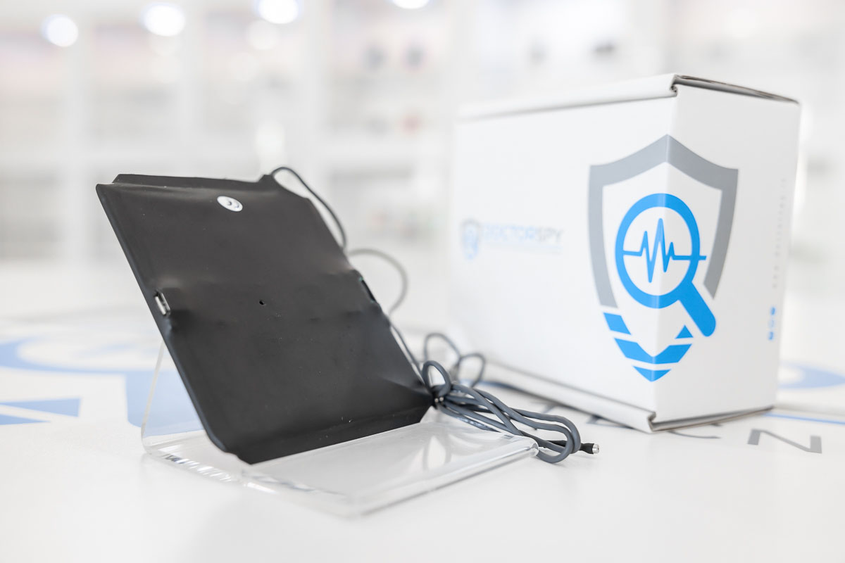 Registratore spia ultrapiatto con microfono Knowles 135 ore di autonomia con attivazione vocale REC.V.40