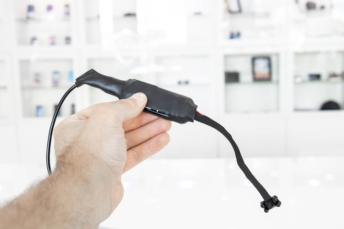 Telecamera spia full HD con router 4G integrato e infrarossi CAM.W.62