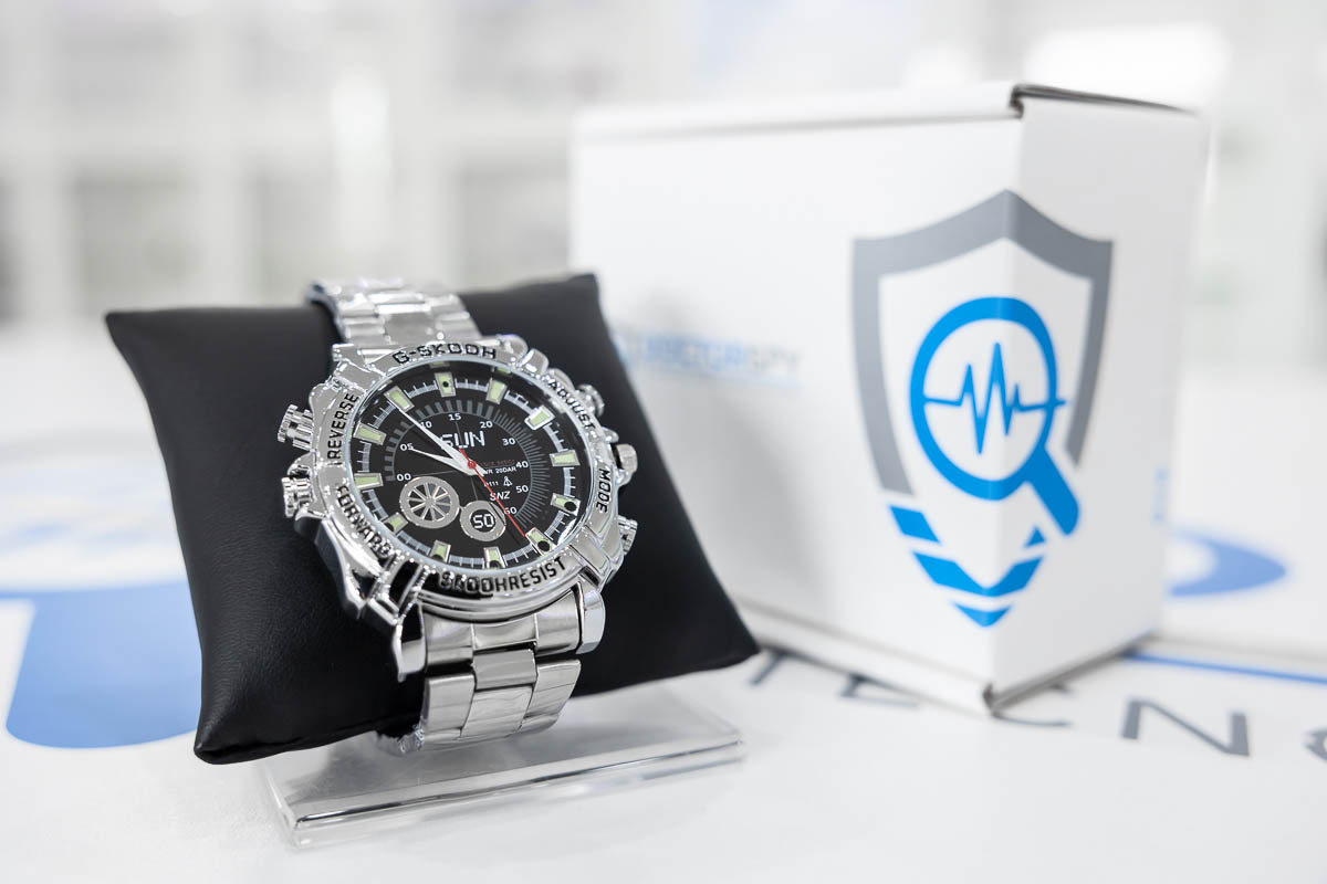 Orologio spia con telecamera con videoregistratore incorporato full HD e infrarossi CAM.79