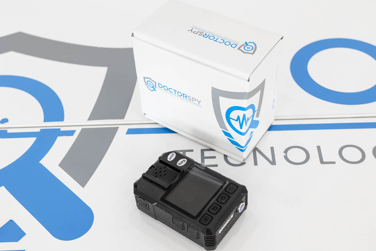 Telecamera da indossare con DVR in qualità 2K, angolo visuale di 140°, dotata di infrarossi, sistema GPS e monitor integrato CAM.84
