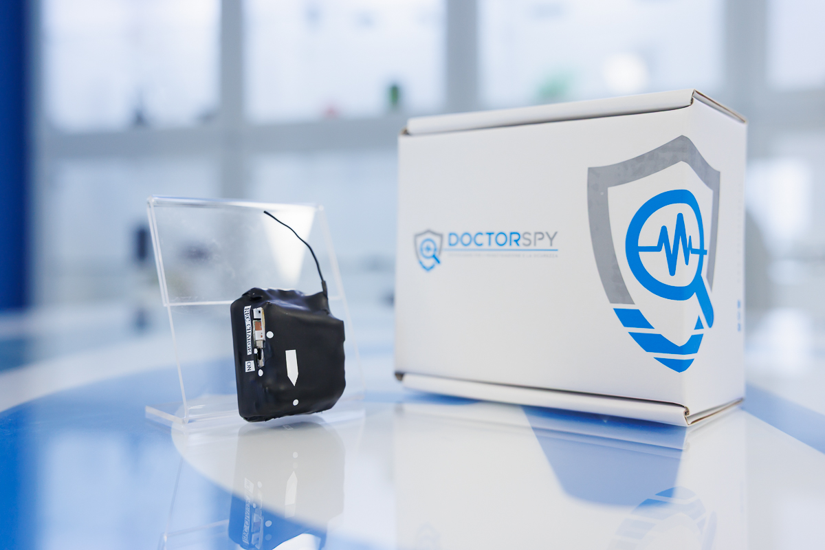 Microspia GSM antibonifica con autonomia 30gg in stand-by e 10 ore in ascolto MIC.G.14
