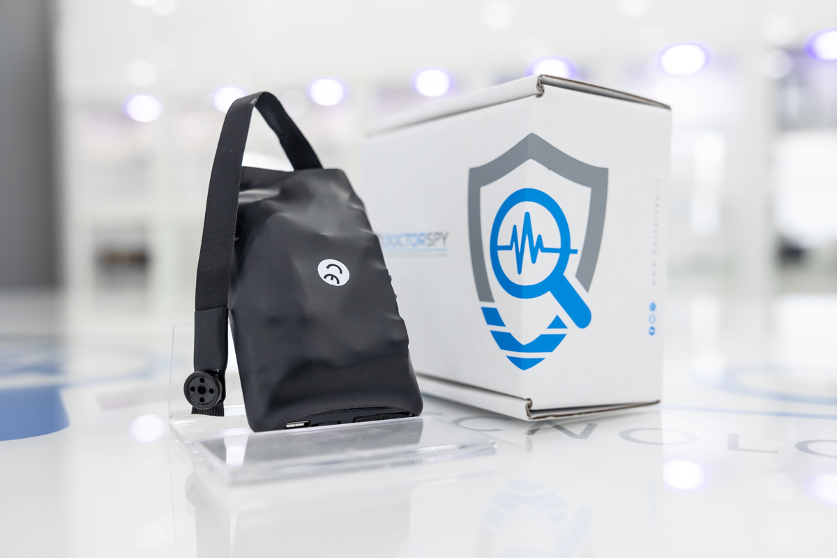 Kit micro auricolare GSM con telecamera wifi con ottica per lettura testi KIT.AURIC.06