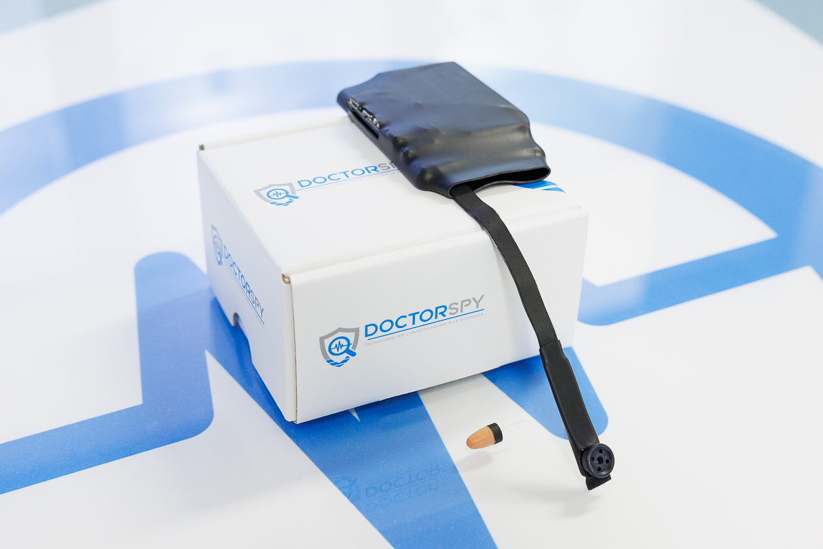 Kit Micro Auricolare con Telecamera Wifi con Ottica per Lettura Testi - immagine 2