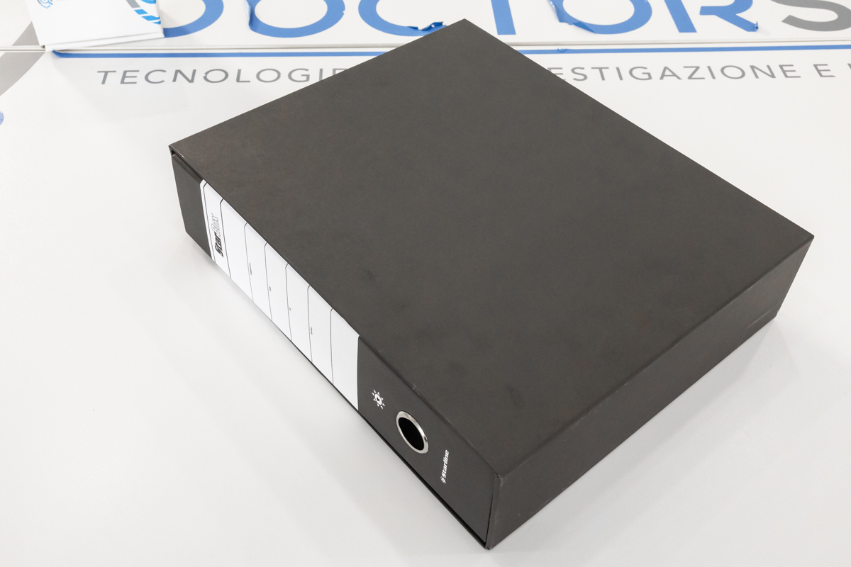 Mini telecamera wifi P2P full HD audio e video occultata in faldone per documenti A4 DES.01