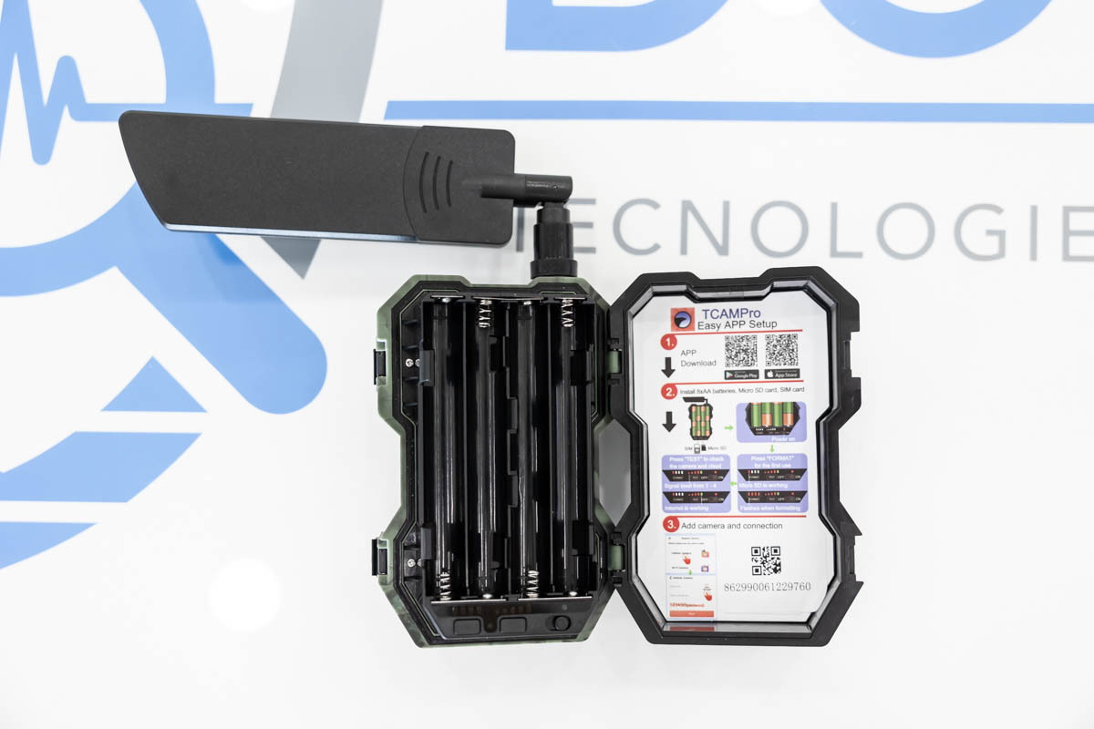 Fototrappola wifi 4G con risoluzione 2k / 30 MP con app per cellulare per streaming live in tempo reale CAM.TRA.06