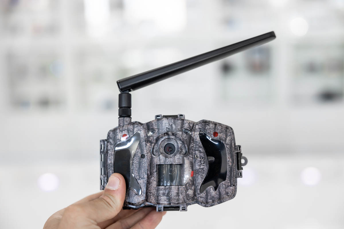 Fototrappola wifi full HD con memoria integrata da 32 GB criptata GDPR conforme CAM.TRA.08