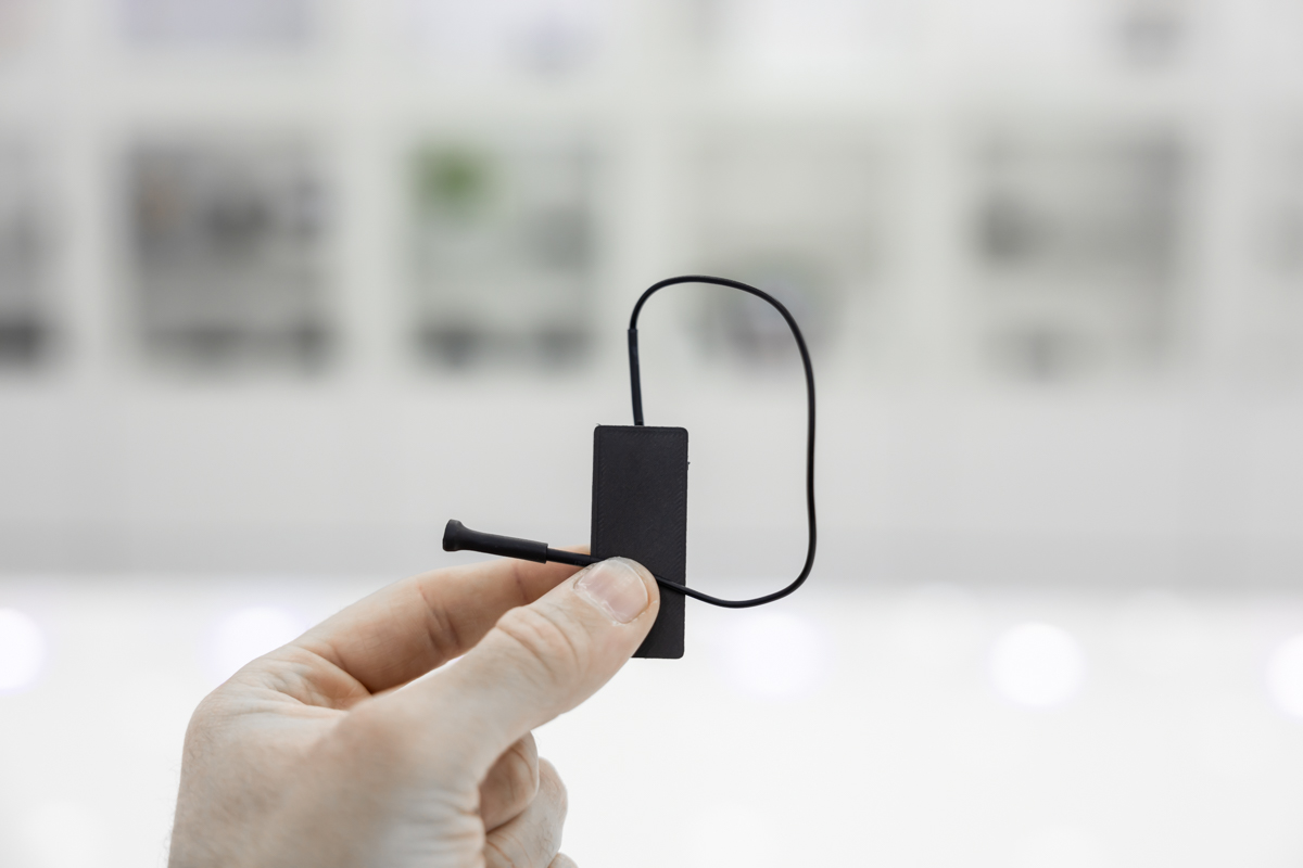 Micro registratore digitale professionale con attivazione vocale, microfono esterno e memoria da 8 GB REC.V.41