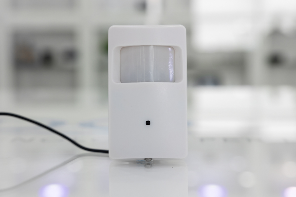 Microcamera wifi full HD occultata in finto sensore di movimento DES.37