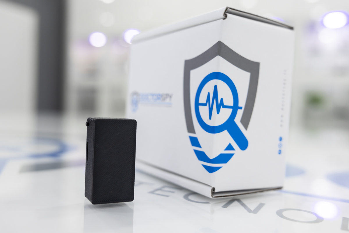 Microspie GSM VOX con localizzazione GPS, registrazione integrata e batteria di lunga durata MIC.G.17