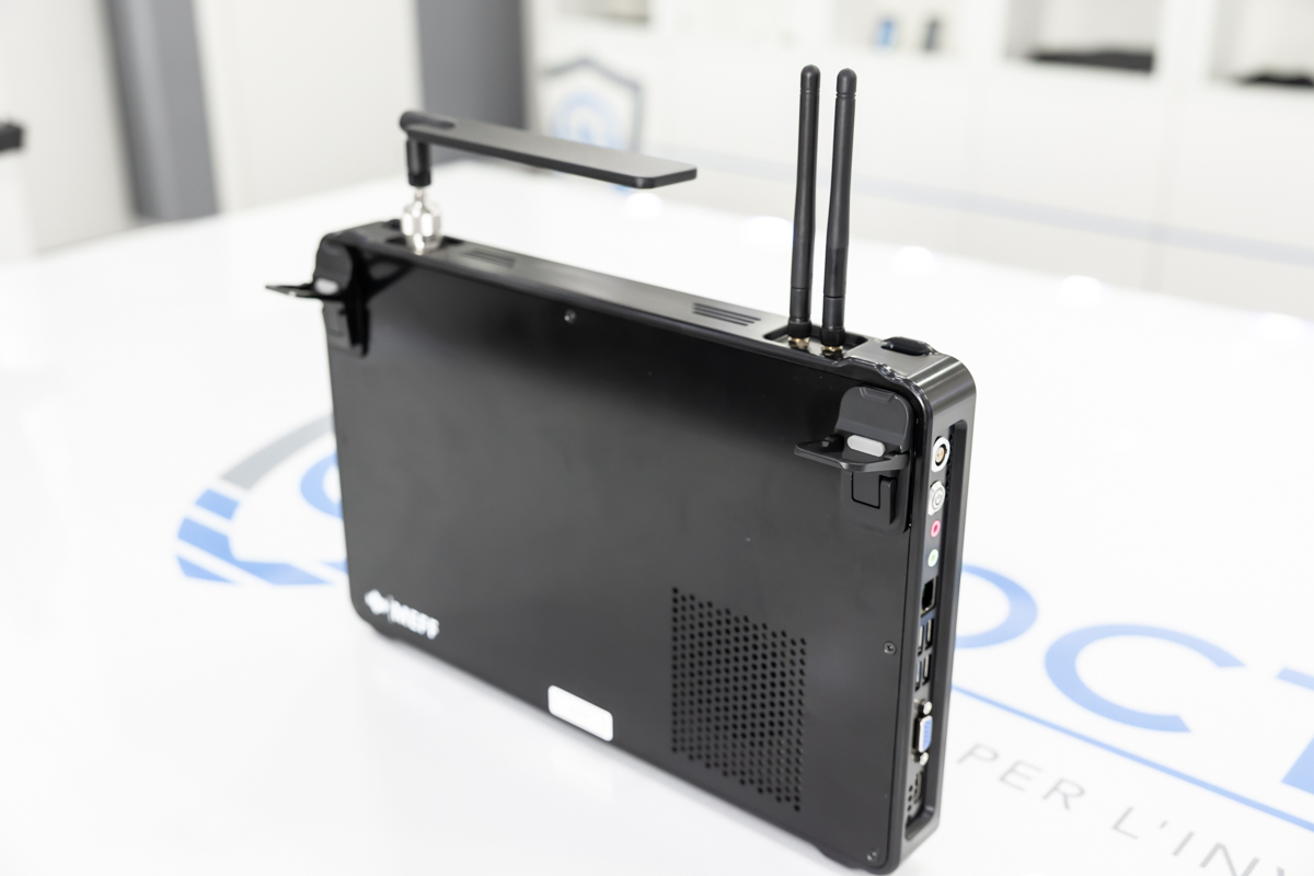 MEFF M2 PRO Analizzatore di spettro portatile e professionale per TSCM, progettato per il rilevamento di segnali RF, Wi-Fi, Bluetooth e cablati fino a 24 GHz RIL.45