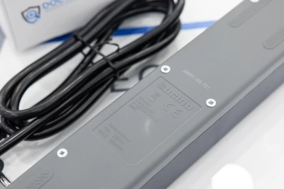 Microspia WiFi P2P audio occultata in una ciabatta elettrica funzionante, perfetta per il monitoraggio discreto di ambienti domestici o lavorativi MIC.W.11