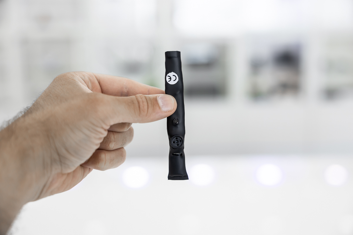 Micro telecamera spia wifi con ottica a bottone ottimizzata per lettura testi CAM.W.09