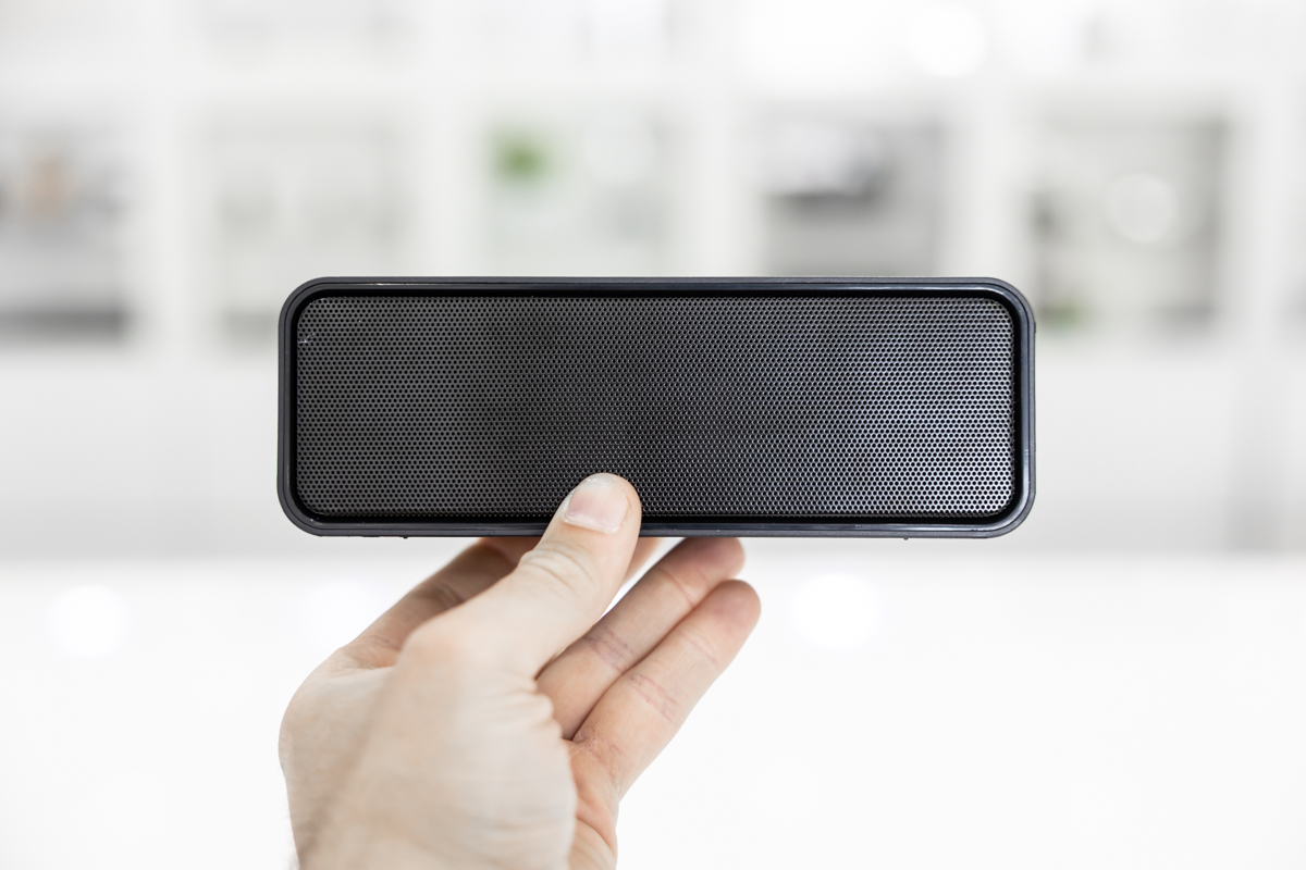 Microcamera wifi full HD occultata in soundbar CAM.W.44