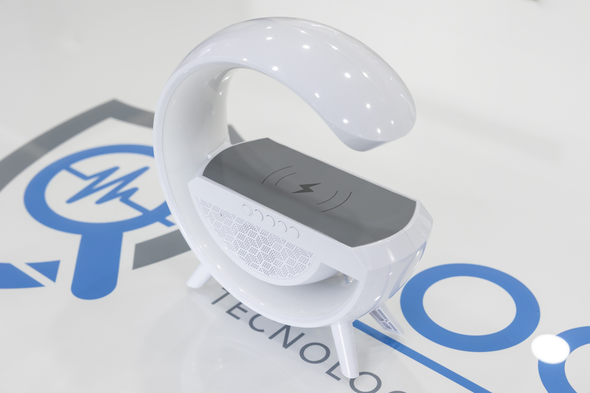 Microcamera Wifi Full HD in Lampada da Tavolo Caricatore - immagine 5