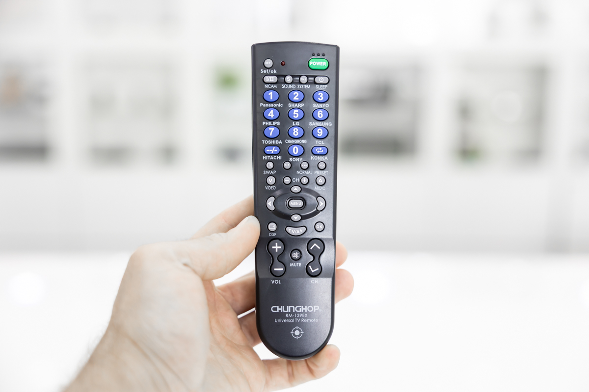 Mini telecamera wifi full HD nascosta in finto telecomando per tv CAM.W.22