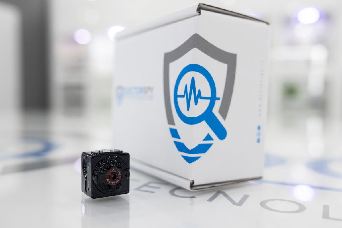 Microcamera con DVR ottica HD da 720p con supporto CAM.18