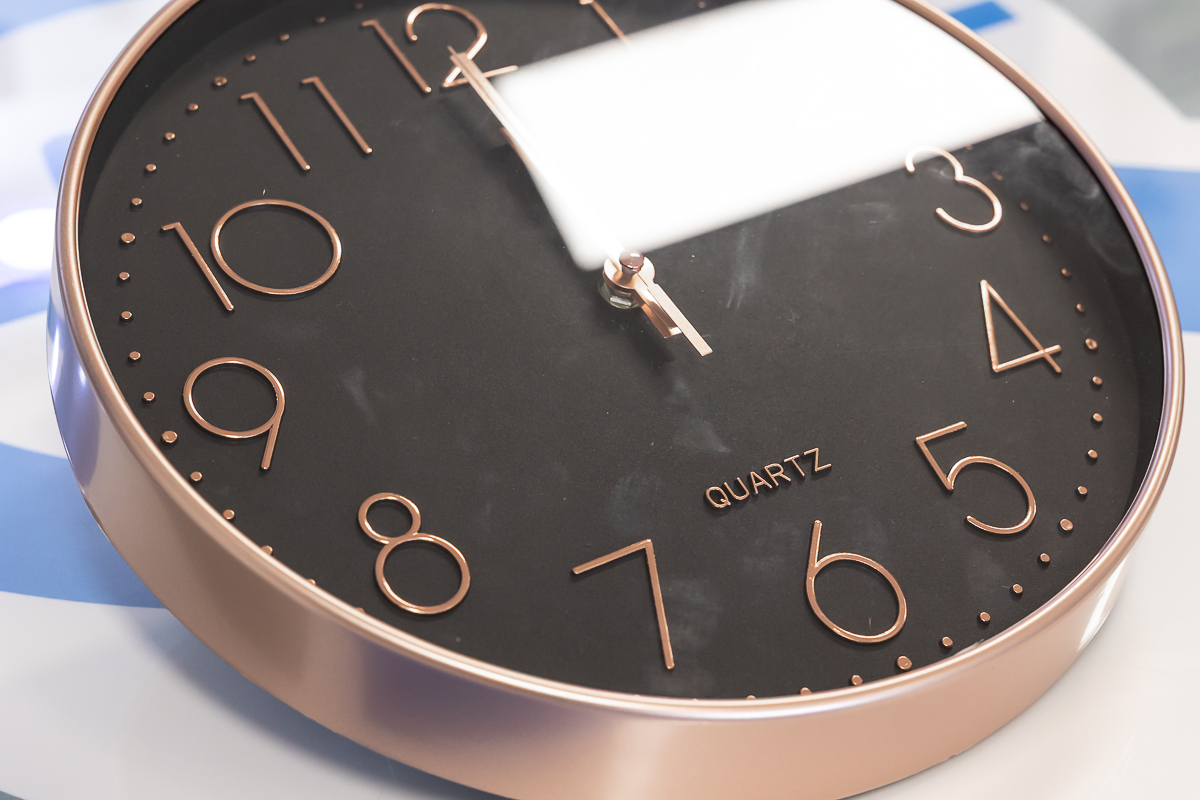 Mini telecamera wifi full HD veduta del quadrante dell'orologio da parete CAM.W.45