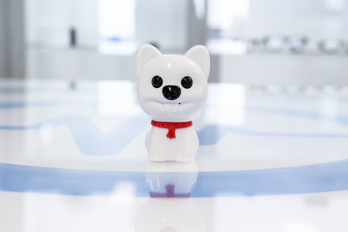 Registratore spia occultato in pupazzetto cane da tavolo bianco, codice rec.v.15