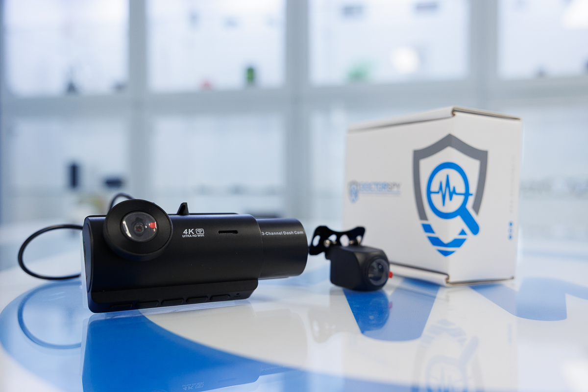 Dash Cam 4K WiFi con Display LCD e Telecamera Anteriore/Interna e Retrocamera DASH.06