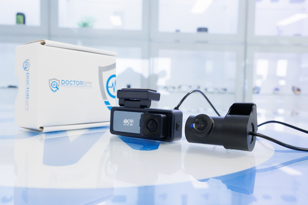 Dash cam 4K wifi con schermo con seconda telecamera filare DASH.05
