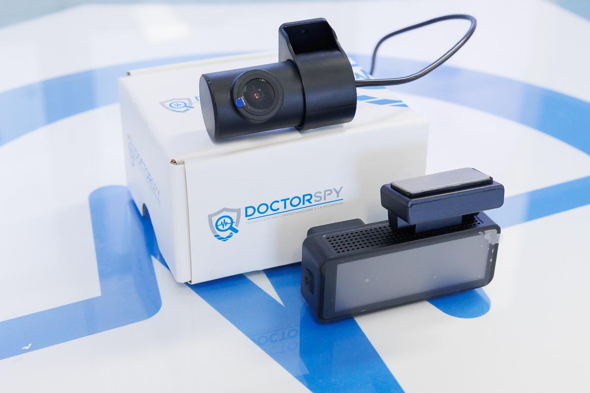 Dash cam 4K wifi con schermo con seconda telecamera filare DASH.05