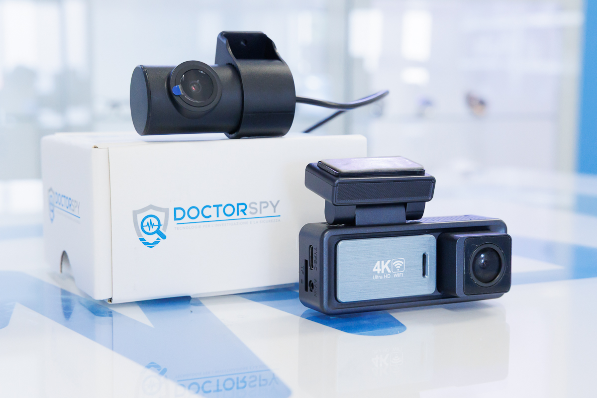 Dash cam 4K wifi con schermo con seconda telecamera filare DASH.05