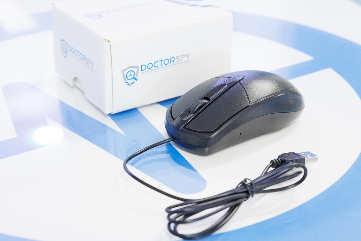 Mouse CAM.W.09 con cavo USB e confezione, vista laterale